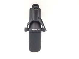 microfone vocalista shure sm7b