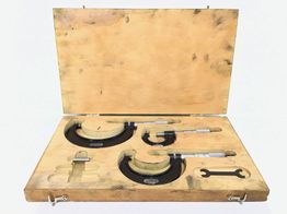 micrometro scarret juego de micr&oacute;metros externos starrett 0-75 s436maxrlz