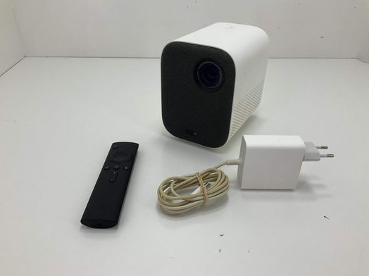 mini proyector xiaomi mi smart compact projector