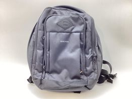 mochila quechua negra