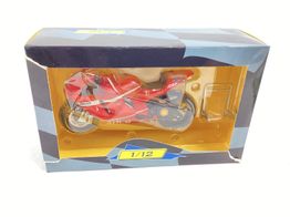 modelismo moto altaya ducati desmosedigi gp7 casey stoner 2007