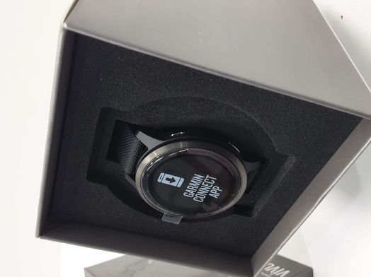 monitor de actividad garmin vivoactive 4s