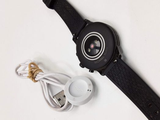 monitor de actividad michael kors mkt5049