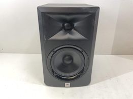 monitor estudio jbl lasr 305