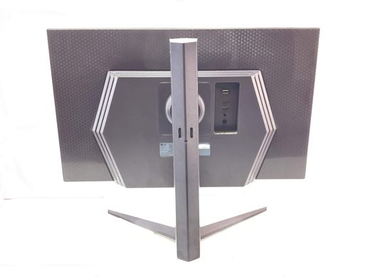 monitor led lg 27gs75q-b 27 led