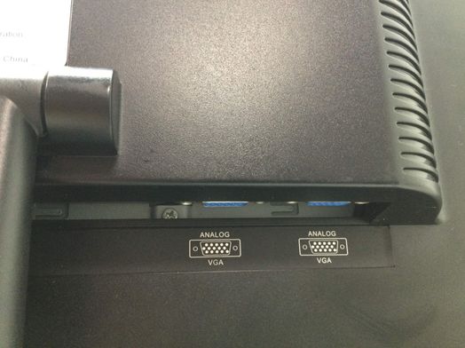 monitor tft oki oki2207w