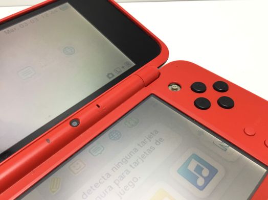 new nintendo 2ds/3ds nintendo new 2ds xl pokemon pokeball edititon