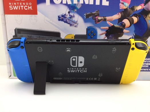 nintendo switch edicion limitada fortnite