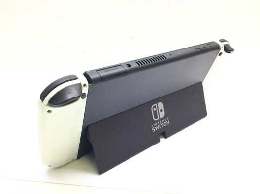 nintendo switch oled mario red edition