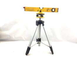 nivel laser amarillo laser 670