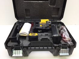 nivel laser dewalt dce822d1r