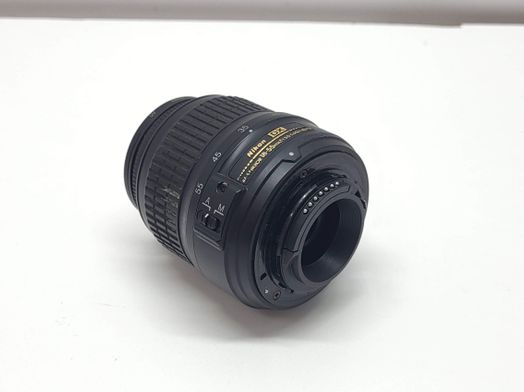 objetivo nikon nikon 18-55mm f/3.5-5.6g vr af-s dx zoom-nikkor