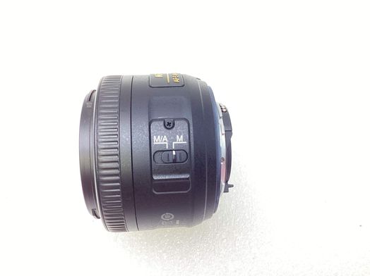 objetivo nikon nikon 35mm f/1.8g af-s dx nikkor