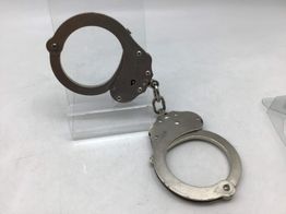 objetos insolitos generico esposas con llave