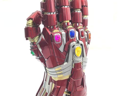 objetos insolitos hot toys nano guantelete hot toys