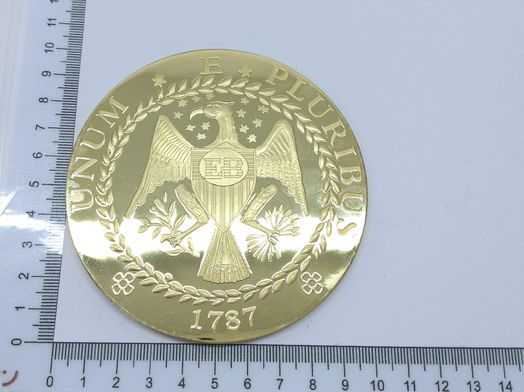 objetos insolitos moneda moneda cobre