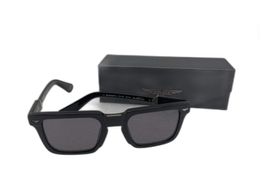 &oacute;culos de sol homem police spll88