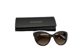 gafa de sol se&ntilde;ora burberry b 4220