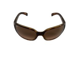 &oacute;culos de sol senhora rayban rb4068