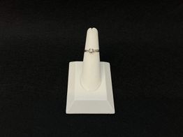 otra pieza joyeria oro 18k con diamante 