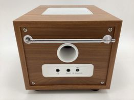 outros r&aacute;dios audizio vieste radio white 132.373