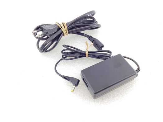 outros acess&oacute;rios ps5 sony dualsense charging station