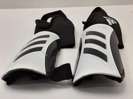 otros deportes adidas espinilleras ni&ntilde;o