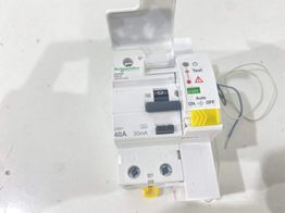 otros electricidad shneider no indica