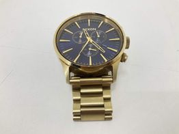 otros relojes nixon never be late the sentry chrono