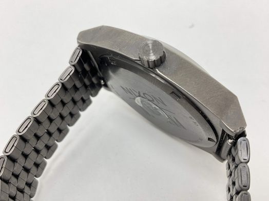 otros relojes nixon nirvana