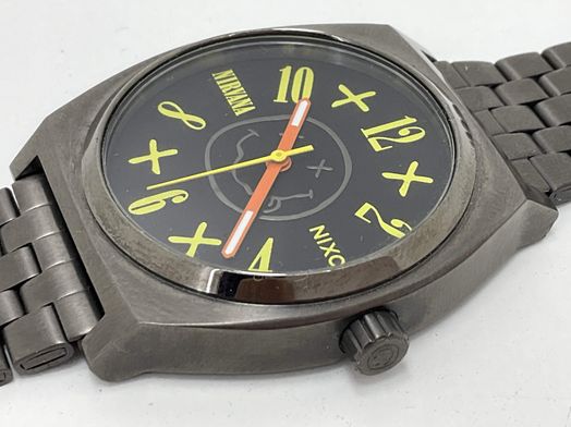 otros relojes nixon nirvana