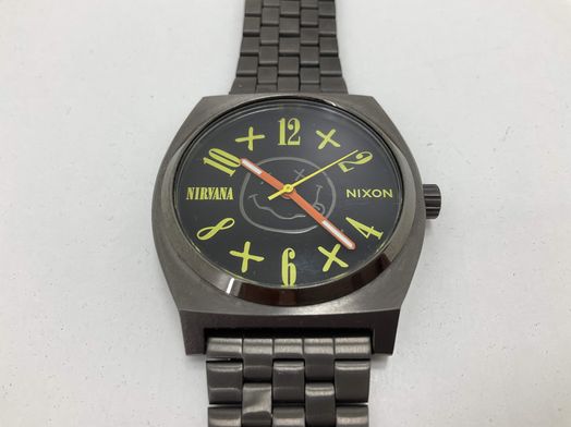 otros relojes nixon nirvana