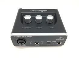 otros sonido behringer u-phoria um2