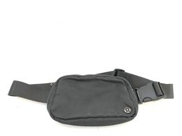 outras malas lululemon riñonera everywhere