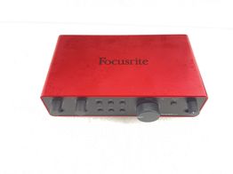 outro equipamento dj focusrite scarlett 2i2