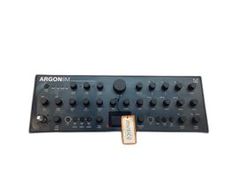 outro equipamento dj modal argon8m