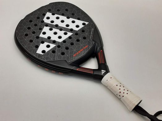 pala de padel adidas metalbone team