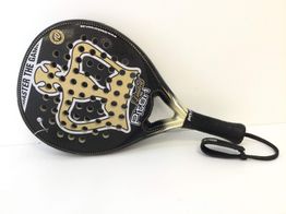 pala de padel black crown limited piton