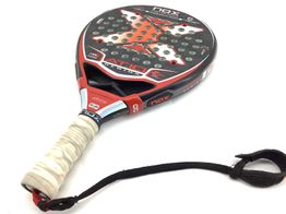 pala de padel nox at 10 18k
