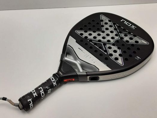 pala de padel nox at genius