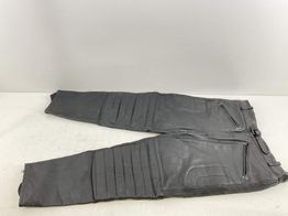pantalon motorista cuero cuero