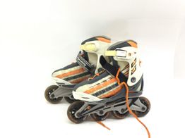 patines boomerang blancos y naranjas