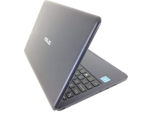 pc port&aacute;til asus e202s