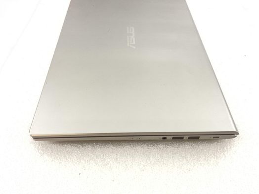 pc port&aacute;til asus f515e