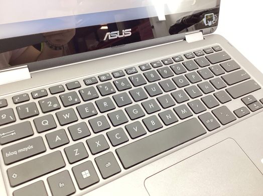 pc port&aacute;til asus tp401m