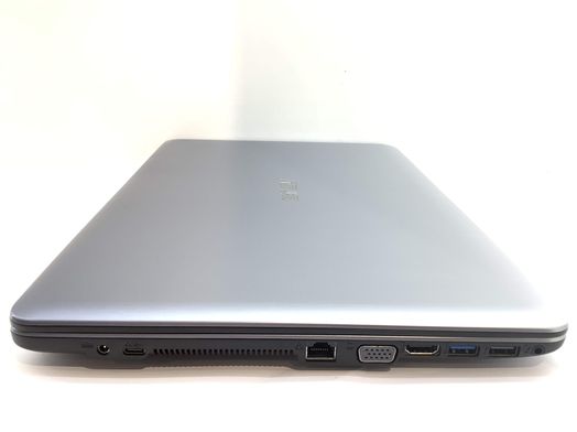 pc port&aacute;til asus x540ya