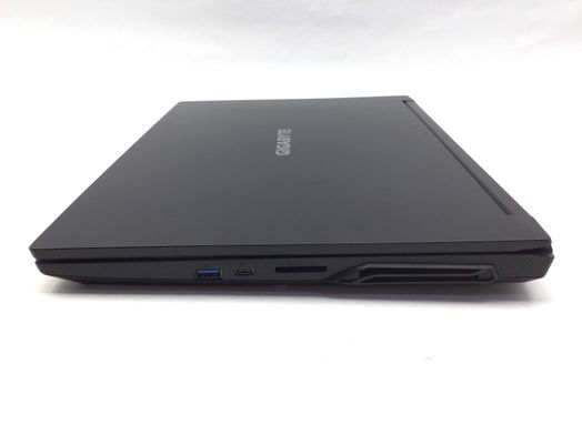 pc portatil gigabyte ax201ngw