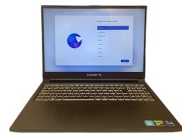 pc port&aacute;til gigabyte rc56