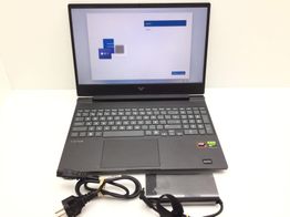 pc portatil hp 15-fb3706ns