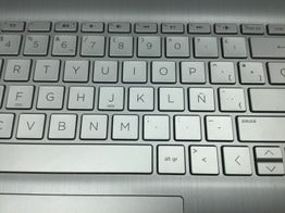 pc portatil hp 15s-fq4061ns